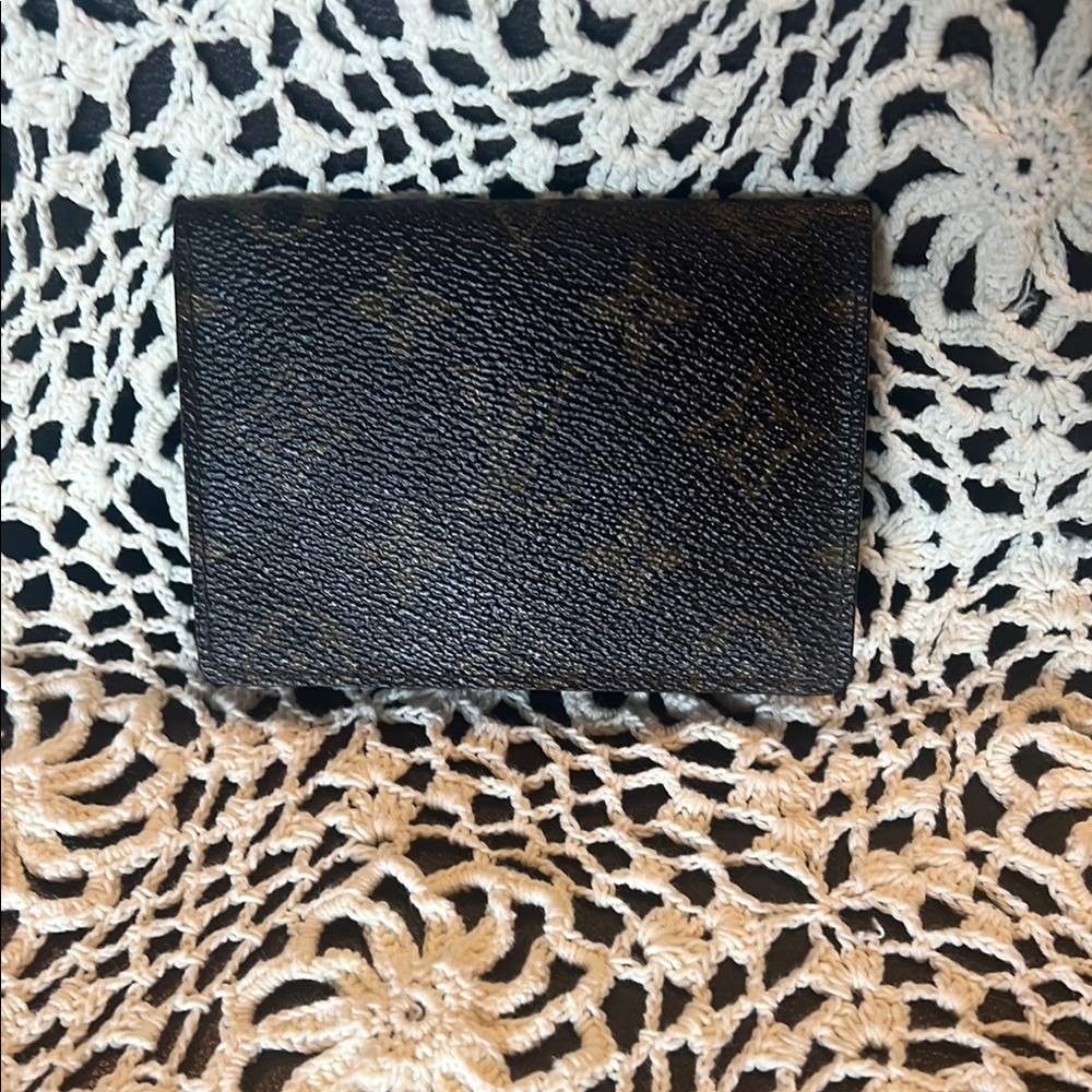 Louis Vuitton Porte 2 Cartes Verticle Card Case - Picture 1 of 6